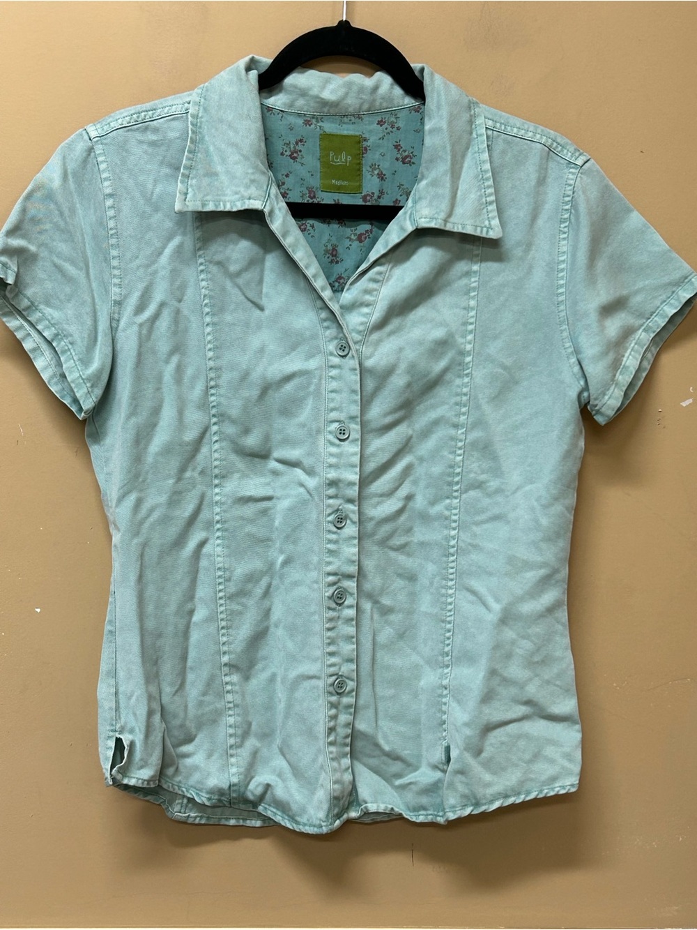 Pulp Women’s Button Front Shirt Blouse Size M Vintage Wash 100% Tencel Blue
